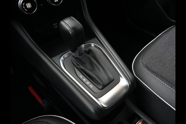 Renault Captur 1.3 TCe 130 Automaat Intens | Climate Control | LED | Android/Apple Carplay Renault Captur 1.3 TCe 130 Automaat Intens | Climate Control | LED | Android/Apple Carplay