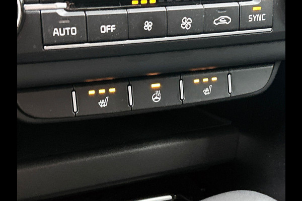 Kia Xceed 1.5 T-GDi Dynamic-line CAMERA | LED | CARPLAY