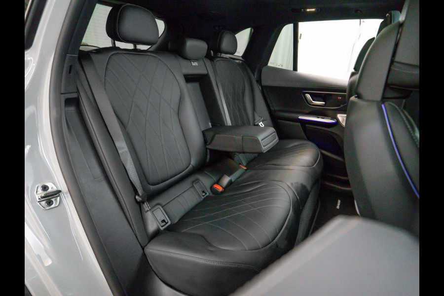 Mercedes-Benz EQE SUV EQE 350 4MATIC AMG Line | NIGHT | € 66.100 ex BTW | Alpingrau | Nappaleder Mercedes-Benz EQE SUV EQE 350 4MATIC AMG Line | NIGHT | € 66.100 ex BTW | Alpingrau | Nappaleder