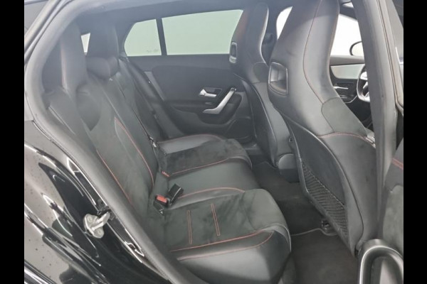 Mercedes-Benz CLA-Klasse Shooting Brake 200 AMG | Navi | Camera | M-Bux Mercedes-Benz CLA-Klasse Shooting Brake 200 AMG | Navi | Camera | M-Bux