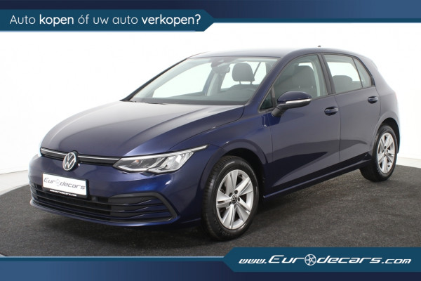 Volkswagen Golf 1.0 eTSI Life *1ste Eigenaar*Navigatie*Ambiente* Volkswagen Golf 1.0 eTSI Life *1ste Eigenaar*Navigatie*Ambiente*