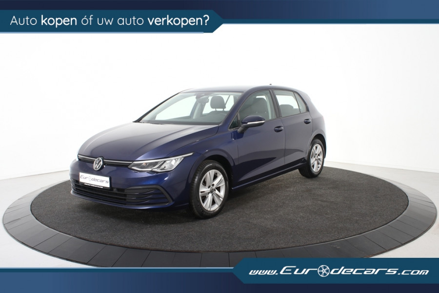 Volkswagen Golf 1.0 eTSI Life *1ste Eigenaar*Navigatie*Ambiente* Volkswagen Golf 1.0 eTSI Life *1ste Eigenaar*Navigatie*Ambiente*