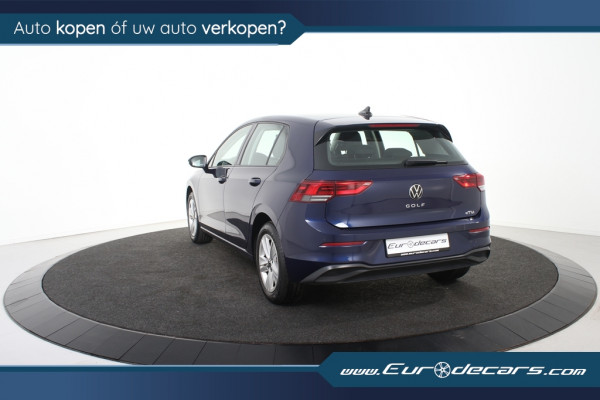 Volkswagen Golf 1.0 eTSI Life *1ste Eigenaar*Navigatie*Ambiente* Volkswagen Golf 1.0 eTSI Life *1ste Eigenaar*Navigatie*Ambiente*