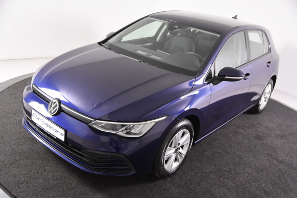 Volkswagen Golf 1.0 eTSI Life *1ste Eigenaar*Navigatie*Ambiente* Volkswagen Golf 1.0 eTSI Life *1ste Eigenaar*Navigatie*Ambiente*