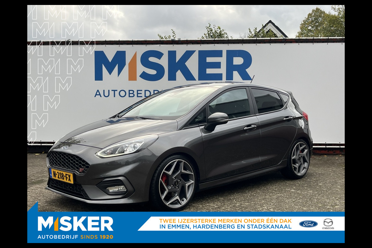 Ford Fiesta 1.5 EcoB. ST *dealeronderhouden* Ford Fiesta 1.5 EcoB. ST *dealeronderhouden*