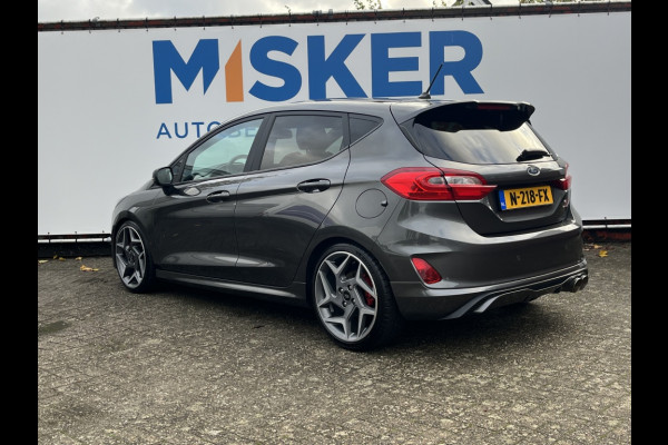 Ford Fiesta 1.5 EcoB. ST *dealeronderhouden* Ford Fiesta 1.5 EcoB. ST *dealeronderhouden*