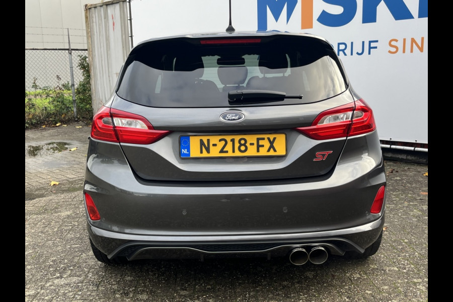 Ford Fiesta 1.5 EcoB. ST *dealeronderhouden* Ford Fiesta 1.5 EcoB. ST *dealeronderhouden*