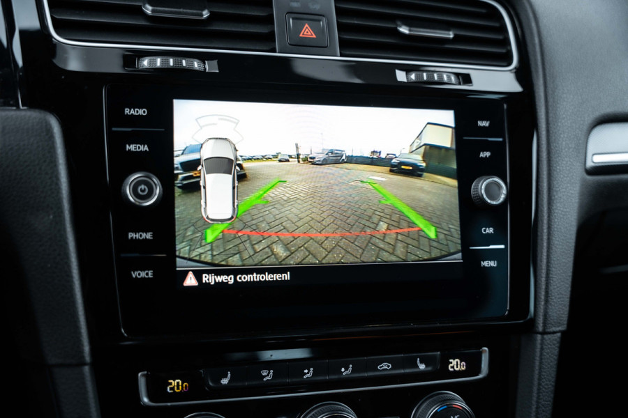 Volkswagen Golf 7.5 2.0 TSI GTI TCR - Panorama | Akrapovic l Dynaudio | ACC | Camera Volkswagen Golf 7.5 2.0 TSI GTI TCR - Panorama | Akrapovic l Dynaudio | ACC | Camera