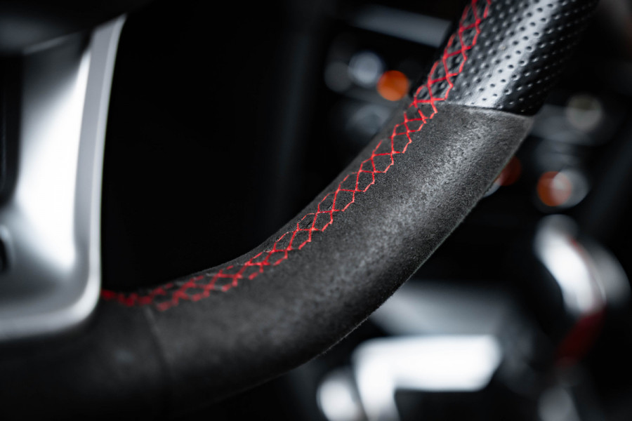 Volkswagen Golf 7.5 2.0 TSI GTI TCR - Panorama | Akrapovic l Dynaudio | ACC | Camera Volkswagen Golf 7.5 2.0 TSI GTI TCR - Panorama | Akrapovic l Dynaudio | ACC | Camera