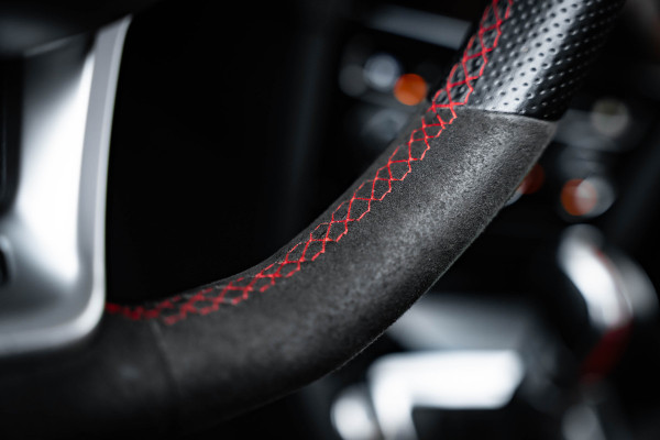 Volkswagen Golf 7.5 2.0 TSI GTI TCR - Panorama | Akrapovic l Dynaudio | ACC | Camera Volkswagen Golf 7.5 2.0 TSI GTI TCR - Panorama | Akrapovic l Dynaudio | ACC | Camera