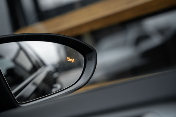 Volkswagen Golf 7.5 2.0 TSI GTI TCR - Panorama | Akrapovic l Dynaudio | ACC | Camera Volkswagen Golf 7.5 2.0 TSI GTI TCR - Panorama | Akrapovic l Dynaudio | ACC | Camera