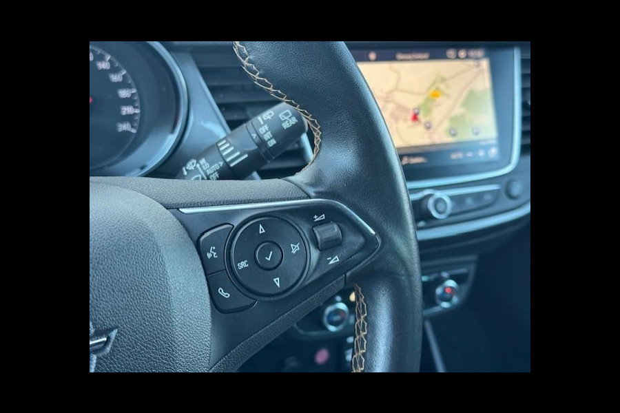 Opel Crossland X 1.2 Turbo Innovation -Automaat -Nieuwe Riem Opel Crossland X 1.2 Turbo Innovation -Automaat -Nieuwe Riem