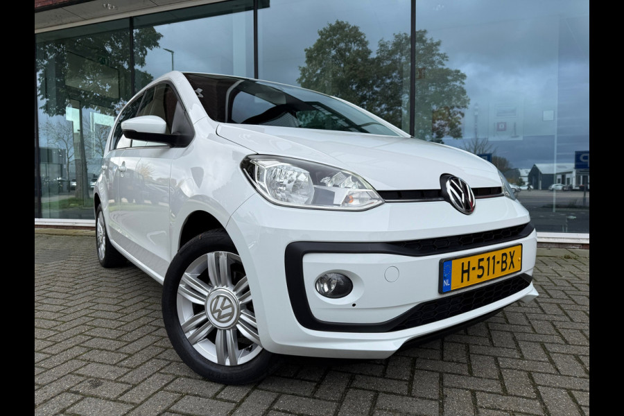Volkswagen up! 1.0 BMT high up! - Parkeerhulp - Winterpakket - Camera - Org.NL Volkswagen up! 1.0 BMT high up! - Parkeerhulp - Winterpakket - Camera - Org.NL