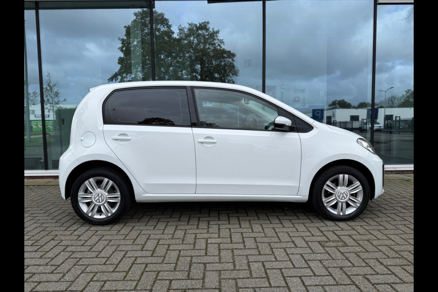 Volkswagen up! 1.0 BMT high up! - Parkeerhulp - Winterpakket - Camera - Org.NL Volkswagen up! 1.0 BMT high up! - Parkeerhulp - Winterpakket - Camera - Org.NL