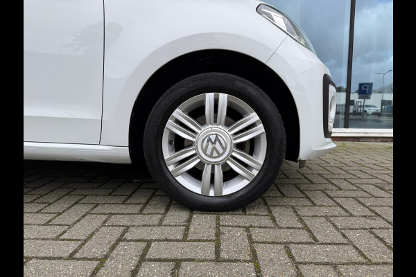 Volkswagen up! 1.0 BMT high up! - Parkeerhulp - Winterpakket - Camera - Org.NL Volkswagen up! 1.0 BMT high up! - Parkeerhulp - Winterpakket - Camera - Org.NL