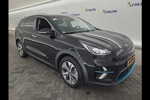 Kia e-Niro ExecutiveLine 64 kWh | Navi | Camera | Leder | Panorama Kia e-Niro ExecutiveLine 64 kWh | Navi | Camera | Leder | Panorama