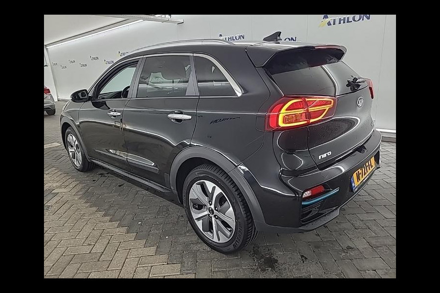 Kia e-Niro ExecutiveLine 64 kWh | Navi | Camera | Leder | Panorama Kia e-Niro ExecutiveLine 64 kWh | Navi | Camera | Leder | Panorama