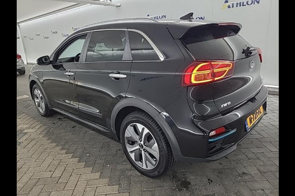 Kia e-Niro ExecutiveLine 64 kWh | Navi | Camera | Leder | Panorama Kia e-Niro ExecutiveLine 64 kWh | Navi | Camera | Leder | Panorama