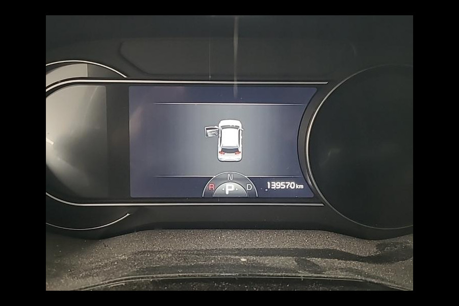 Kia e-Niro ExecutiveLine 64 kWh | Navi | Camera | Leder | Panorama Kia e-Niro ExecutiveLine 64 kWh | Navi | Camera | Leder | Panorama