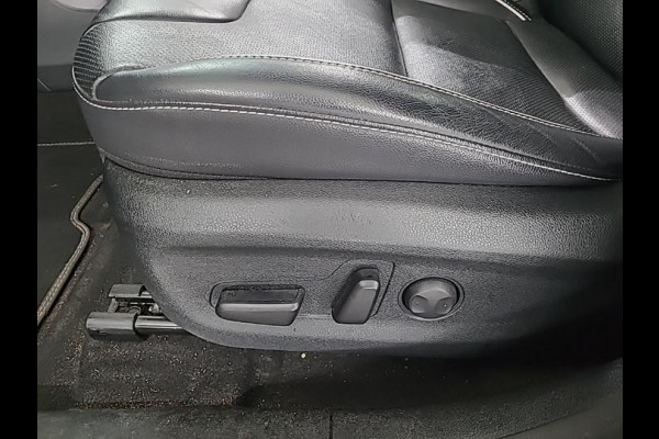 Kia e-Niro ExecutiveLine 64 kWh | Navi | Camera | Leder | Panorama Kia e-Niro ExecutiveLine 64 kWh | Navi | Camera | Leder | Panorama