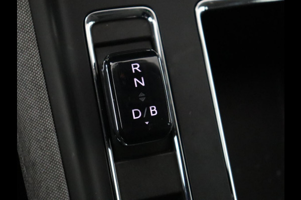 Škoda ENYAQ iV 80 | Matrix LED | Carplay | Camera | Navigatie | Sfeerverlichting | Half leder | Stuurverwarming | Cruise control | Parkeerhulp Škoda ENYAQ iV 80 | Matrix LED | Carplay | Camera | Navigatie | Sfeerverlichting | Half leder | Stuurverwarming | Cruise control | Parkeerhulp