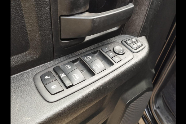 Dodge Ram 2500 Heavy Duty 6,4 V8 4x4 Crew Cab LPG onderbouw