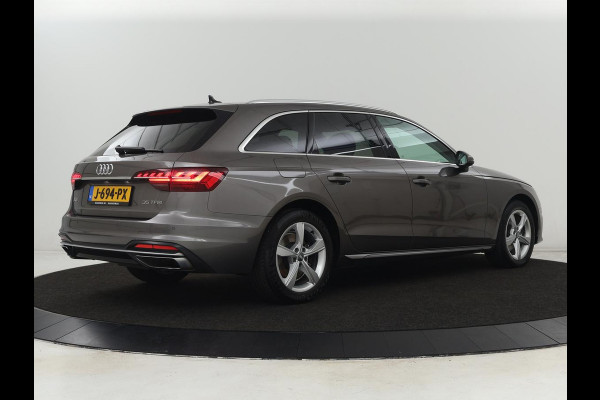 Audi A4 35 TFSI Business Edition | Carplay | Sportstoelen | Full LED | Virtual Cockpit | Navigatie | DAB | Climate control | Parkeerhulp | Cruise control