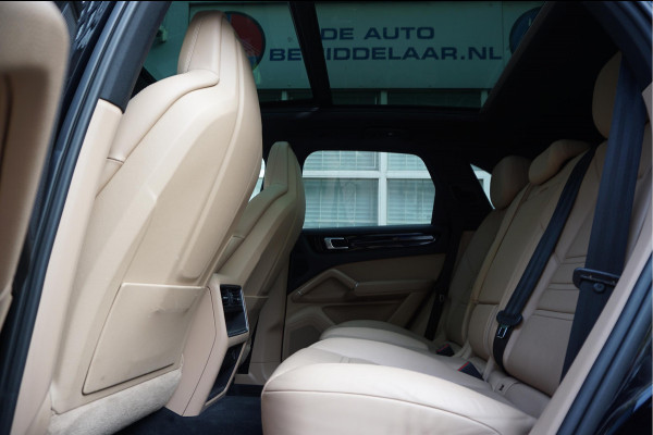 Porsche Cayenne 2.9 S AWD Aut8 441pk | Panoramadak | Luchtvering PASM | GTS sportzetels voor en achter | Uitgebreid memory pakket | Volledig onderhouden | Porsche RS Design velgen 21inch 2 sets banden |