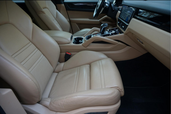 Porsche Cayenne 2.9 S AWD Aut8 441pk | Panoramadak | Luchtvering PASM | GTS sportzetels voor en achter | Uitgebreid memory pakket | Volledig onderhouden | Porsche RS Design velgen 21inch 2 sets banden |