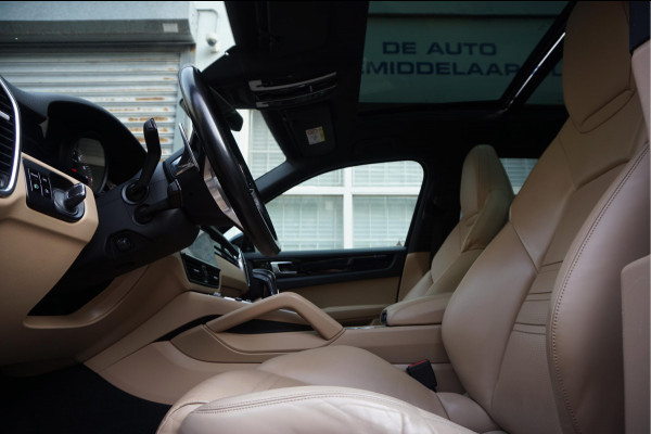 Porsche Cayenne 2.9 S AWD Aut8 441pk | Panoramadak | Luchtvering PASM | GTS sportzetels voor en achter | Uitgebreid memory pakket | Volledig onderhouden | Porsche RS Design velgen 21inch 2 sets banden |