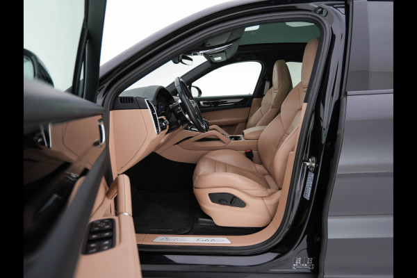 Porsche Cayenne Coupé 3.0 E-Hybrid Platinum Edition (INCL.BTW) *LUXURY-LEATHER | FULL-LED | MEMORY-PACK | BLIND-SPOT | BOSE-SOUND | HEATED-COMFORTSEATS | AIR-SUSPENSION | SPORT-EXHAUST | KEYLESS | CAMERA | DAB+ | NAVI-FULLMAP | TOWBAR | 22''AL Porsche Cayenne Coupé 3.0 E-Hybrid Platinum Edition (INCL.BTW) *LUXURY-LEATHER | FULL-LED | MEMORY-PACK | BLIND-SPOT | BOSE-SOUND | HEATED-COMFORTSEATS | AIR-SUSPENSION | SPORT-EXHAUST | KEYLESS | CAMERA | DAB+ | NAVI-FULLMAP | TOWBAR | 22''AL