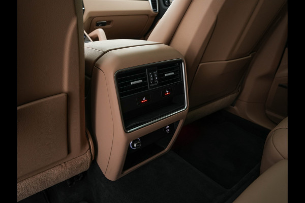 Porsche Cayenne Coupé 3.0 E-Hybrid Platinum Edition (INCL.BTW) *LUXURY-LEATHER | FULL-LED | MEMORY-PACK | BLIND-SPOT | BOSE-SOUND | HEATED-COMFORTSEATS | AIR-SUSPENSION | SPORT-EXHAUST | KEYLESS | CAMERA | DAB+ | NAVI-FULLMAP | TOWBAR | 22''AL Porsche Cayenne Coupé 3.0 E-Hybrid Platinum Edition (INCL.BTW) *LUXURY-LEATHER | FULL-LED | MEMORY-PACK | BLIND-SPOT | BOSE-SOUND | HEATED-COMFORTSEATS | AIR-SUSPENSION | SPORT-EXHAUST | KEYLESS | CAMERA | DAB+ | NAVI-FULLMAP | TOWBAR | 22''AL