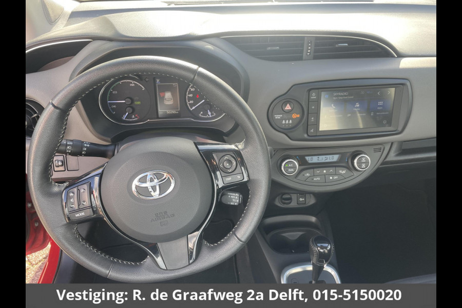 Toyota Yaris 1.5 Hybrid Dynamic | Trekhaak | Apple Carplay & AndroidAUTO | Dealer onderhouden | 1E eigenaar Toyota Yaris 1.5 Hybrid Dynamic | Trekhaak | Apple Carplay & AndroidAUTO | Dealer onderhouden | 1E eigenaar