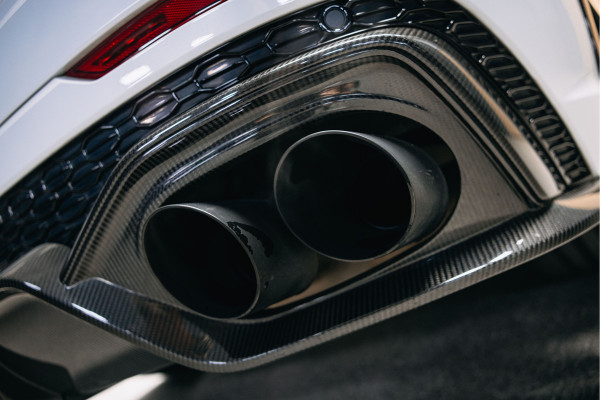 Audi Q8 4.0 TFSI RSQ8 quattro | ABT-R | 1 of 125 | Keramisch | Full Carbon | Verwarmde en verkoelde sportstoelen | B/O | Audi Q8 4.0 TFSI RSQ8 quattro | ABT-R | 1 of 125 | Keramisch | Full Carbon | Verwarmde en verkoelde sportstoelen | B/O |