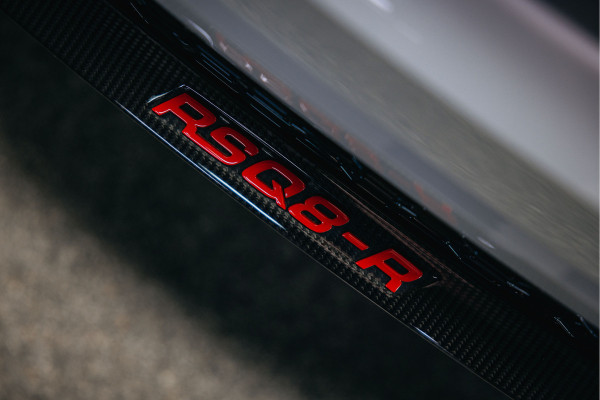 Audi Q8 4.0 TFSI RSQ8 quattro | ABT-R | 1 of 125 | Keramisch | Full Carbon | Verwarmde en verkoelde sportstoelen | B/O | Audi Q8 4.0 TFSI RSQ8 quattro | ABT-R | 1 of 125 | Keramisch | Full Carbon | Verwarmde en verkoelde sportstoelen | B/O |