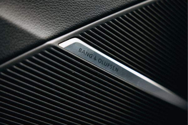 Audi Q8 4.0 TFSI RSQ8 quattro | ABT-R | 1 of 125 | Keramisch | Full Carbon | Verwarmde en verkoelde sportstoelen | B/O | Audi Q8 4.0 TFSI RSQ8 quattro | ABT-R | 1 of 125 | Keramisch | Full Carbon | Verwarmde en verkoelde sportstoelen | B/O |