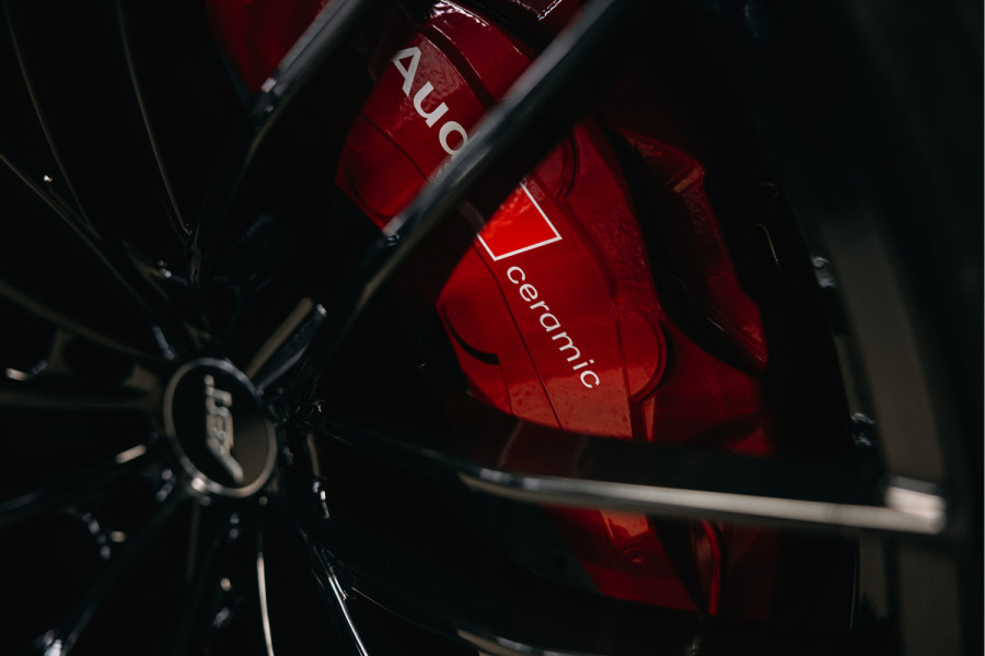 Audi Q8 4.0 TFSI RSQ8 quattro | ABT-R | 1 of 125 | Keramisch | Full Carbon | Verwarmde en verkoelde sportstoelen | B/O | Audi Q8 4.0 TFSI RSQ8 quattro | ABT-R | 1 of 125 | Keramisch | Full Carbon | Verwarmde en verkoelde sportstoelen | B/O |