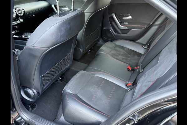 Mercedes-Benz A-Klasse 250 e Business Solution AMG Limited | Widescreen | Camera Mercedes-Benz A-Klasse 250 e Business Solution AMG Limited | Widescreen | Camera