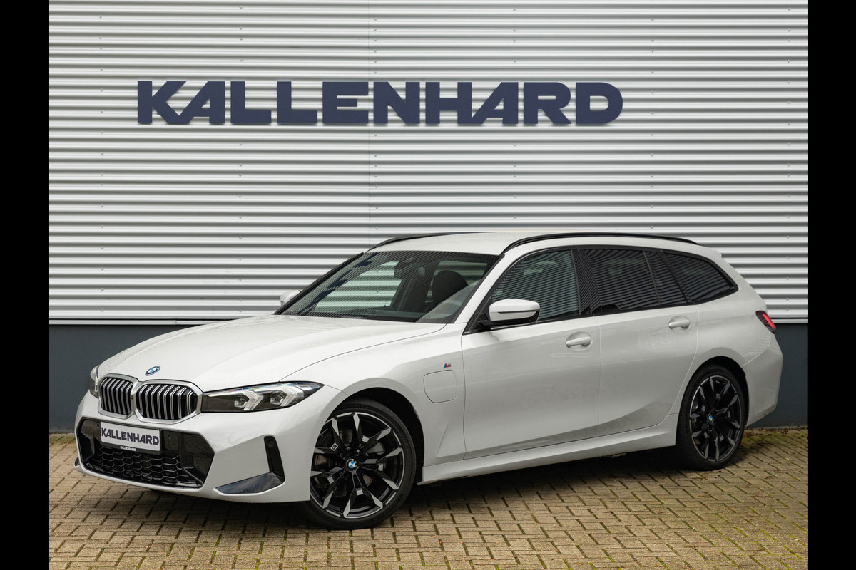 BMW 3 Serie Touring 330e xDrive - M-Sport - LCI 2 - Memoryzetel - Head-up - Driving + Parking Ass BMW 3 Serie Touring 330e xDrive - M-Sport - LCI 2 - Memoryzetel - Head-up - Driving + Parking Ass