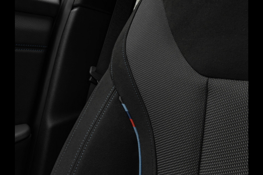 BMW 3 Serie Touring 330e xDrive - M-Sport - LCI 2 - Memoryzetel - Head-up - Driving + Parking Ass