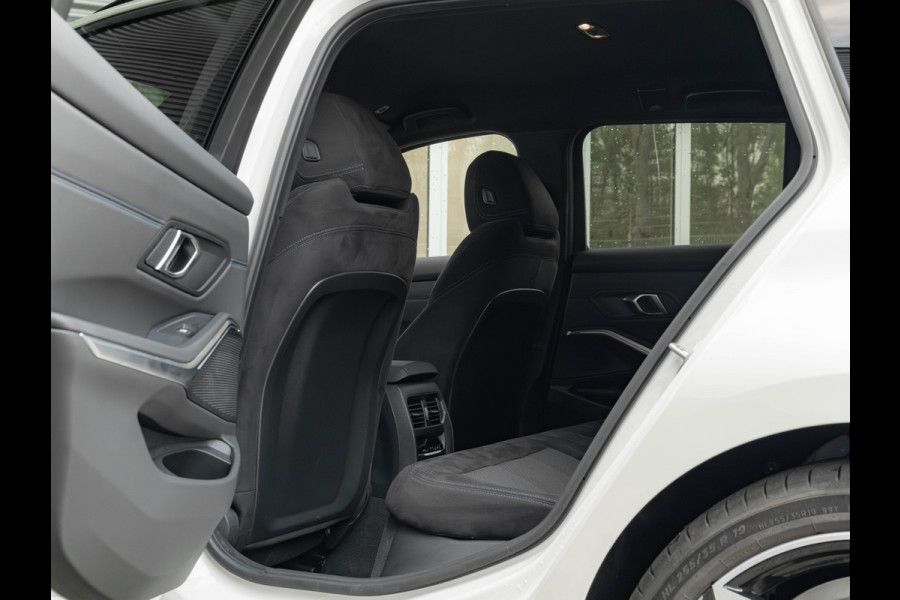 BMW 3 Serie Touring 330e xDrive - M-Sport - LCI 2 - Memoryzetel - Head-up - Driving + Parking Ass