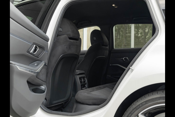 BMW 3 Serie Touring 330e xDrive - M-Sport - LCI 2 - Memoryzetel - Head-up - Driving + Parking Ass