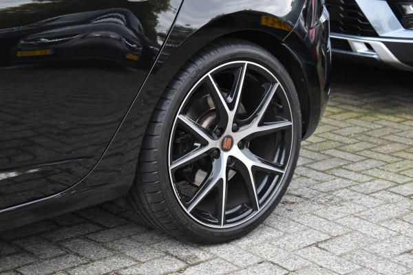 Seat Leon 2.0 TSI CUPRA Pano BBD Camera Carplay