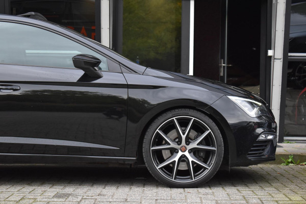 Seat Leon 2.0 TSI CUPRA Pano BBD Camera Carplay