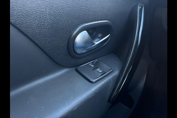 Dacia Logan MCV Tech Road Stepway, Bluetooth, Cruise, Navi, Airco, PDC, NAP Dacia Logan MCV Tech Road Stepway, Bluetooth, Cruise, Navi, Airco, PDC, NAP