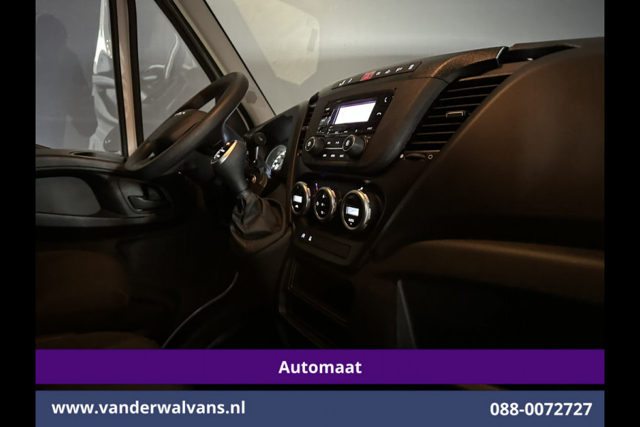 Iveco Daily 35S16V 157pk Automaat L3H2 Fabrieksgarantie Euro6 Airco | 3500kg trekvermogen | Parkeersensoren, Bijrijdersbank Iveco Daily 35S16V 157pk Automaat L3H2 Fabrieksgarantie Euro6 Airco | 3500kg trekvermogen | Parkeersensoren, Bijrijdersbank