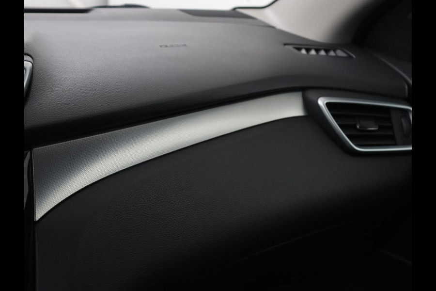 Nissan QASHQAI 1.3 DIG-T N-Tec | Automaat | Panoramadak | Stoelverwarming | 360 Camera | Adaptive cruise | Half leder | Carplay | Navigatie | Keyless | Park Assist Nissan QASHQAI 1.3 DIG-T N-Tec | Automaat | Panoramadak | Stoelverwarming | 360 Camera | Adaptive cruise | Half leder | Carplay | Navigatie | Keyless | Park Assist