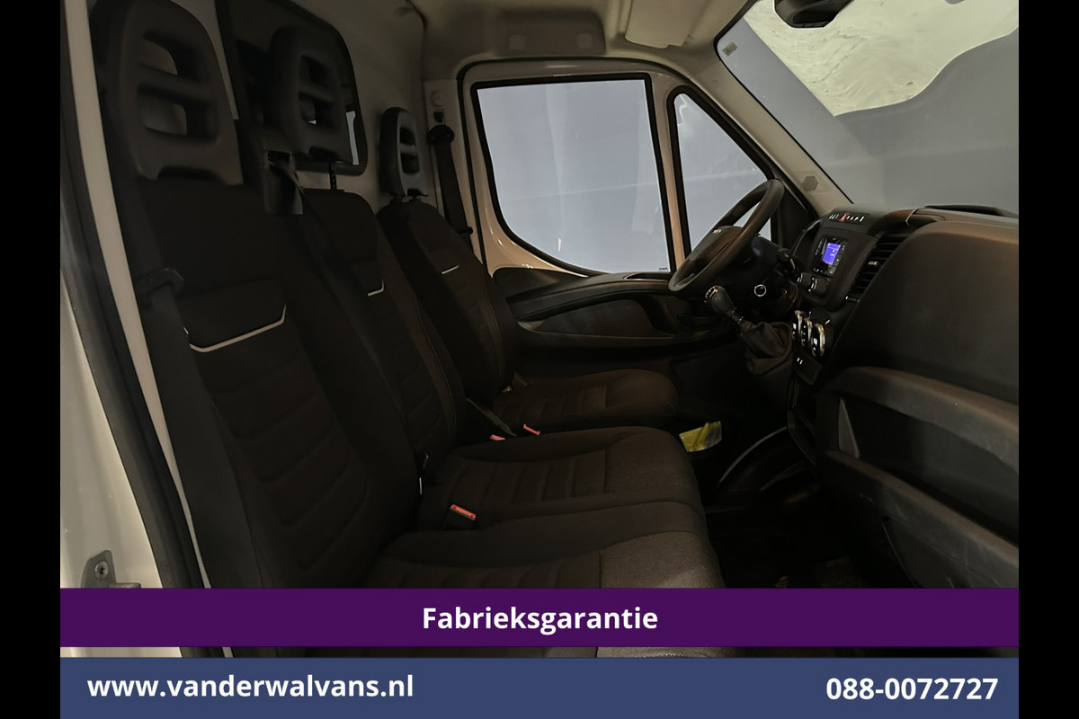 Iveco Daily 35S16V 157pk L2H2 Fabrieksgarantie Euro6 Airco | 3500kg trekvermogen | Parkeersensoren bijrijdersbank Iveco Daily 35S16V 157pk L2H2 Fabrieksgarantie Euro6 Airco | 3500kg trekvermogen | Parkeersensoren bijrijdersbank