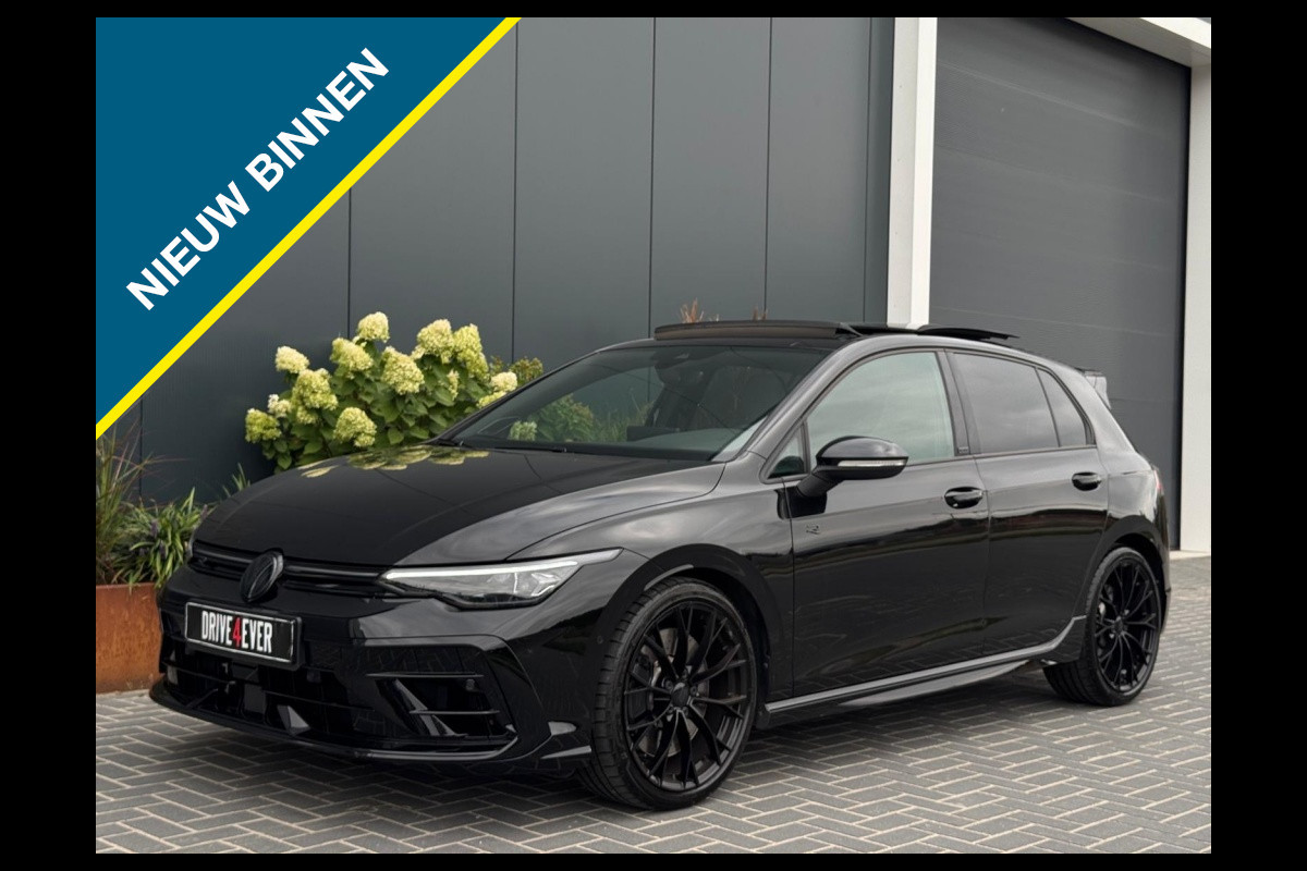 Volkswagen Golf 8.5 2.0 TSI 4Motion R 333PK FUL PANO AKRA DRIFT GARANTIE NAVI CA Volkswagen Golf 8.5 2.0 TSI 4Motion R 333PK FUL PANO AKRA DRIFT GARANTIE NAVI CA