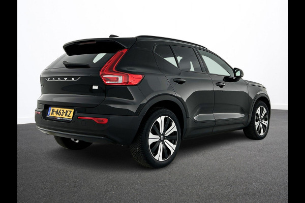 Volvo XC40 Recharge Plus 70 kWh | Navigatie | Apple Carplay/Android Auto | Climate control | Camera | Led | Parkeer sensoren | Virtual Cockpit | Cruise Control | 19"Lichtmetalen velgen | Sportstoelen